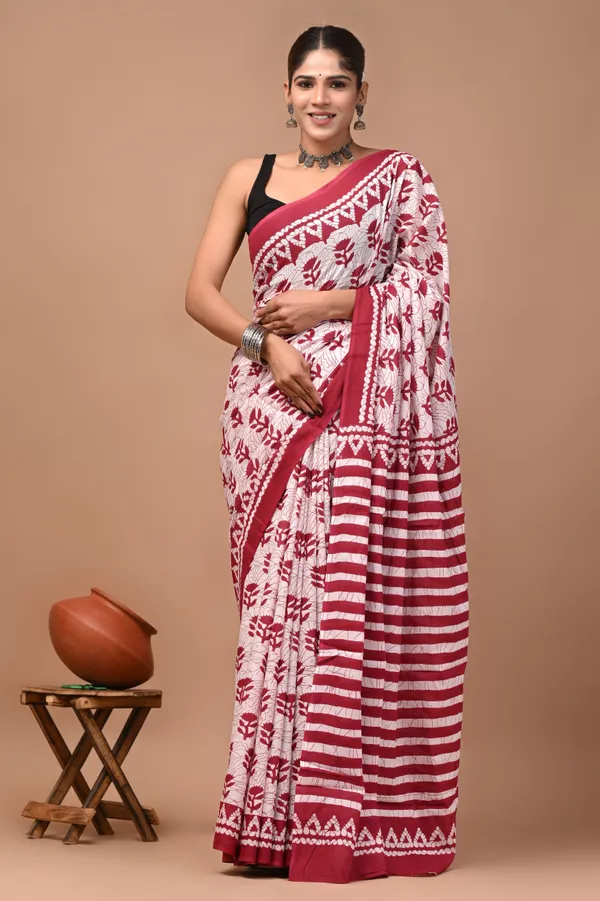 Red_And_White_Cotton_Mulmul_Floral_Block_Print_Saree_For_Women