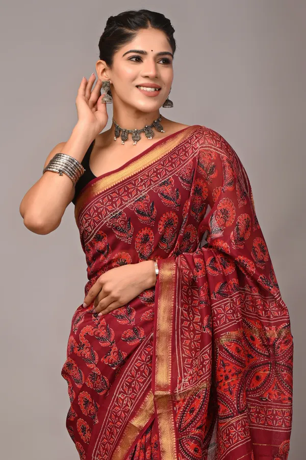 Red_Maheshwari_Silk_Printed_Woven_Border_Saree_For_Women