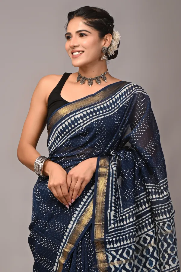 Navy_Blue_Maheshwari_Silk_Bandhani_Printed_Saree_For_Women