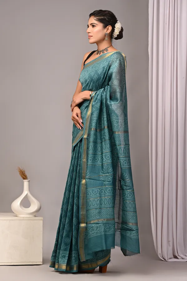 Teal_And_Green_Maheshwari_Silk_Woven_Saree_For_Women