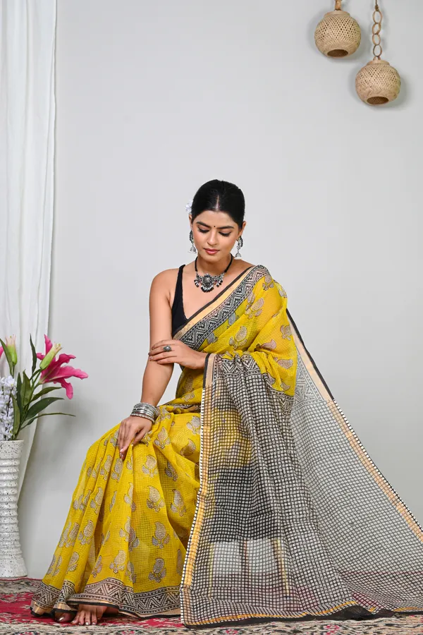 Yellow_Kota_Doriya_Block_Print_Geometric_Border_Saree_For_Women
