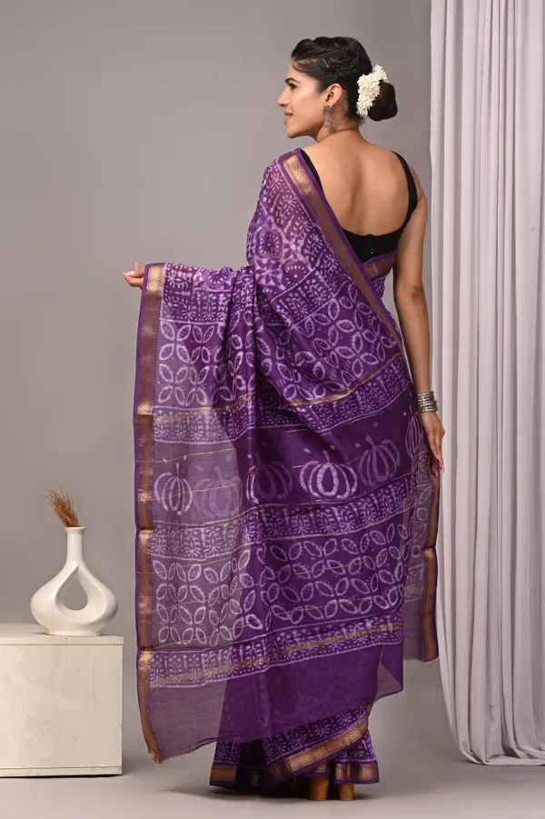 Purple_Maheshwari_Silk_Bandhani_Printed_Saree_With_Golden_Border_For_Women