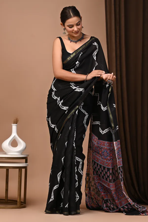 Black_Zari_Cotton_Handloom_Printed_Border_Saree_For_Women