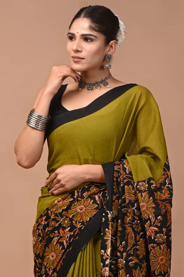 Olive_Green_And_Black_Cotton_Mulmul_Floral_Embroidered_Saree_For_Women