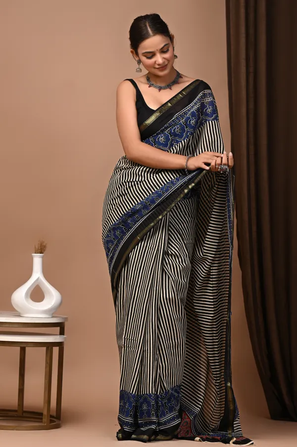 Black_And_Blue_Zari_Cotton_Handloom_Striped_Floral_Border_Saree_For_Women