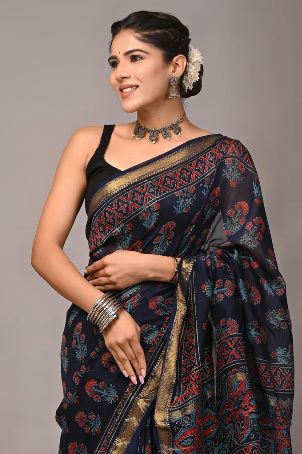 Black_Maheshwari_Silk_Ajrakh_Print_Gold_Border_Saree_For_Women