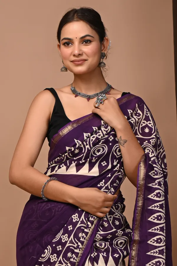 Purple_Zari_Cotton_Batik_Print_Saree_For_Women