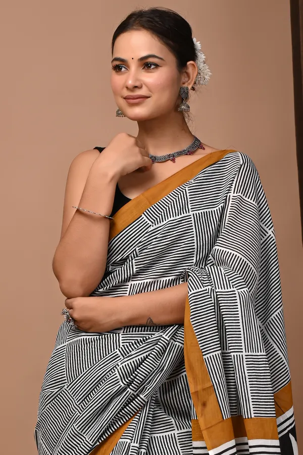Cotton_Mulmul_Printed_Saree_For_Women
