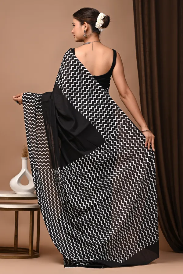 Cotton_Mulmul_Printed_Saree_For_Women