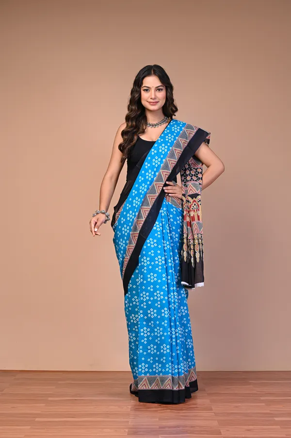Blue_And_Black_Cotton_Mulmul_Floral_Printed_Saree_For_Women