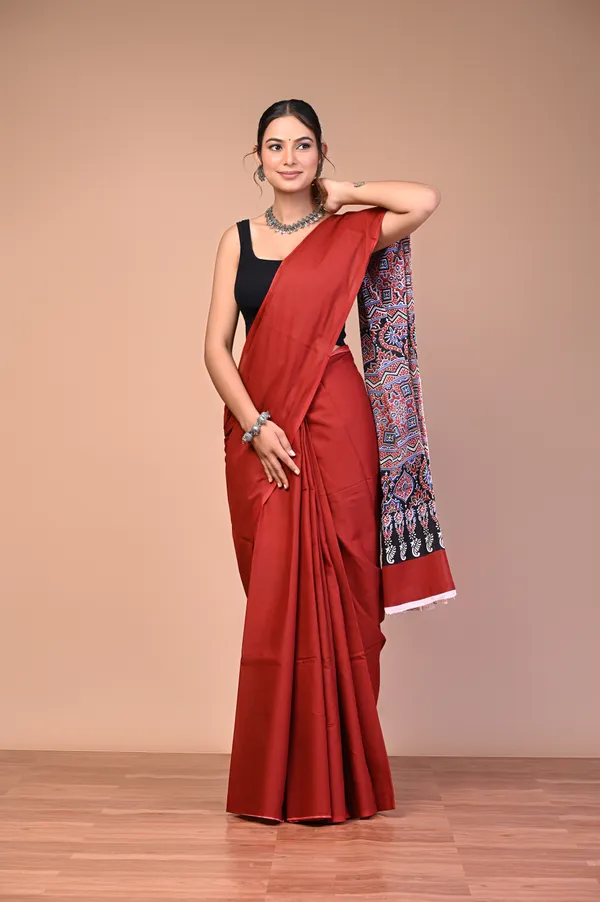 Rust_And_Red_Cotton_Mulmul_Printed_Saree_For_Women