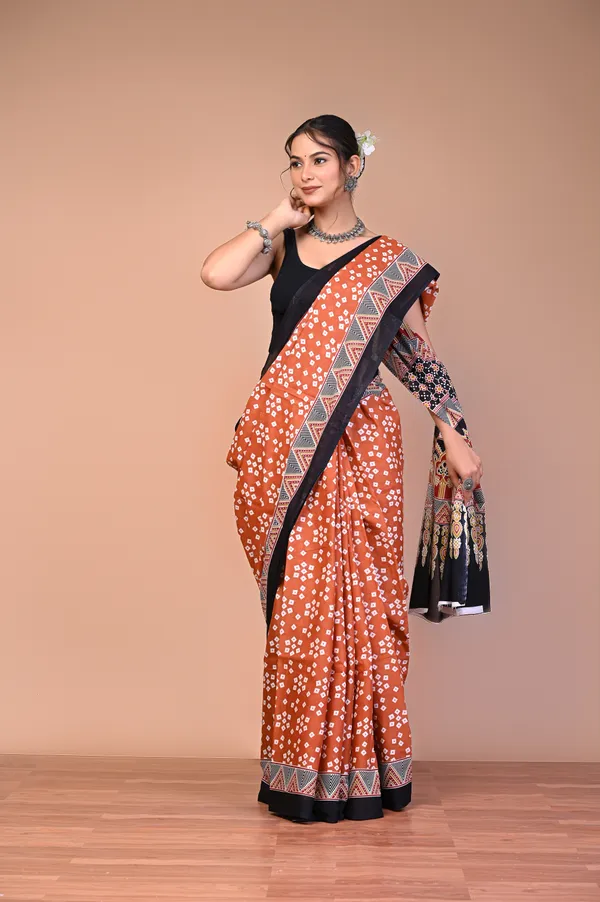 Rust_Orange_Cotton_Mulmul_Bandhani_Print_Saree_For_Women