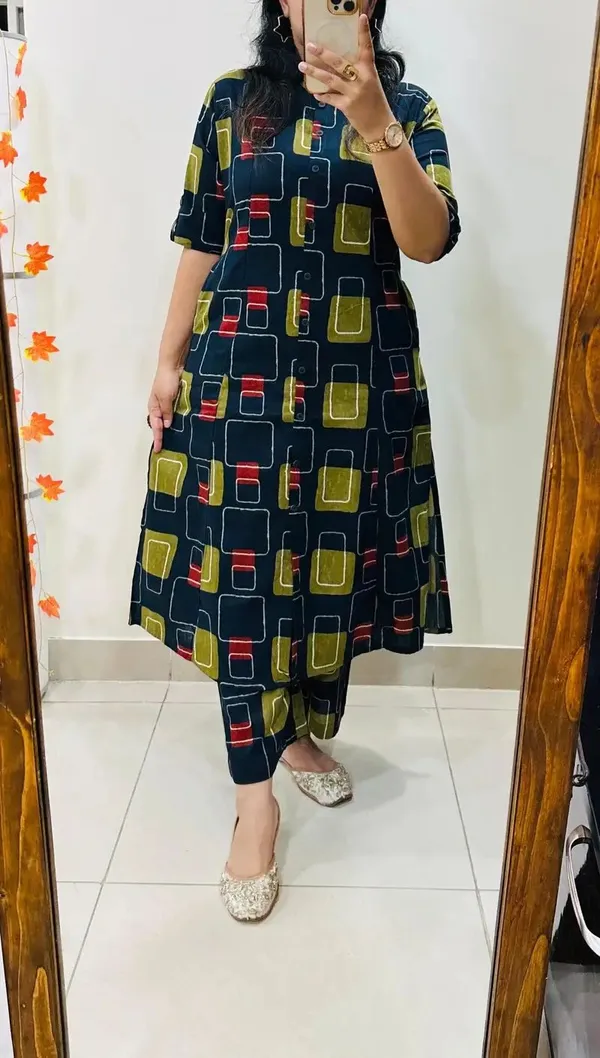 Navy_Blue_Cotton_Geometric_Print_A-Line_Kurta_Set_For_Women