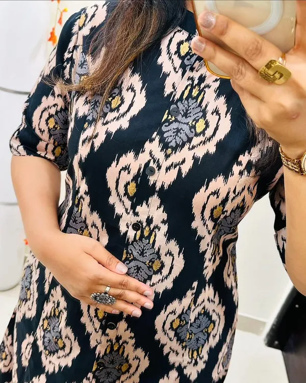 Black_Cotton_Straight_Printed_Kurta_Set_For_Women