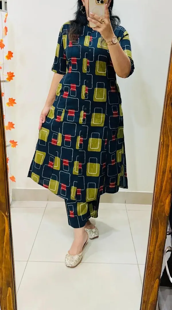 Navy_Blue_Cotton_Geometric_Print_A-Line_Kurta_Set_For_Women