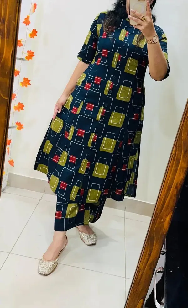 Navy_Blue_Cotton_Geometric_Print_A-Line_Kurta_Set_For_Women