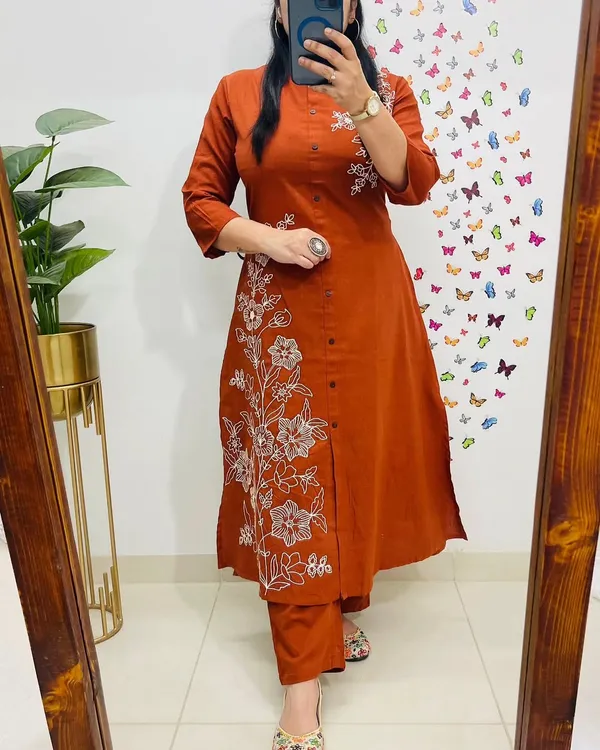 Orange_Cotton_Embroidered_Straight_Kurta_Pant_Set_For_Women