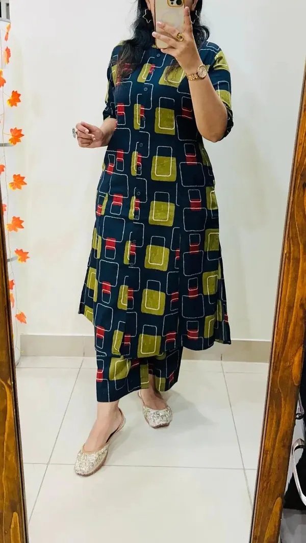 Navy_Blue_Cotton_Geometric_Print_A-Line_Kurta_Set_For_Women