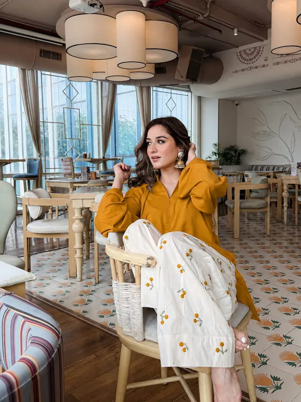 Mustard_Yellow_Bloom_Farsi_Salwar_Set