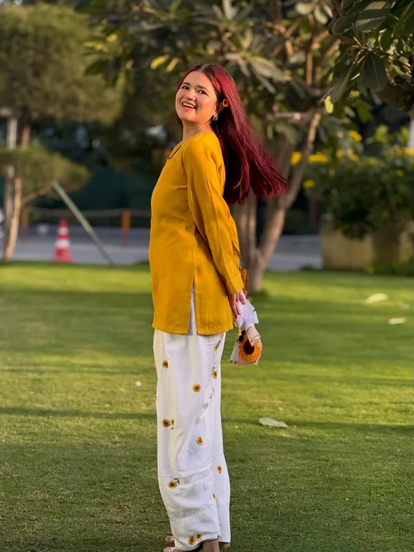 Sunflower_Farsi_Salwar_Suit