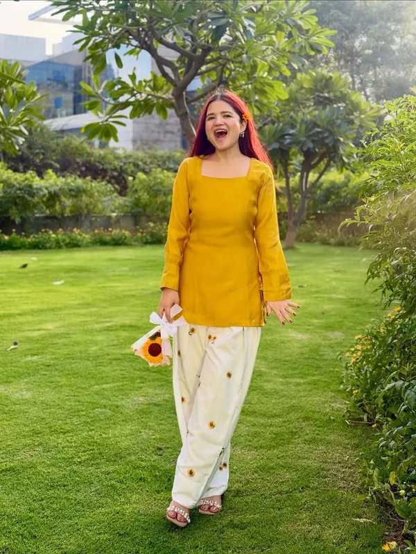 Sunflower_Farsi_Salwar_Suit