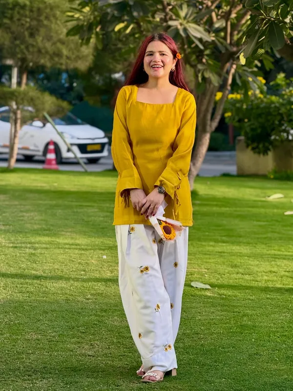 Sunflower_Farsi_Salwar_Suit