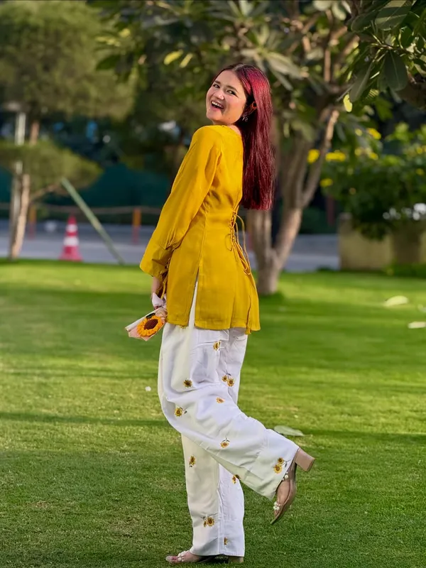 Sunflower_Farsi_Salwar_Suit