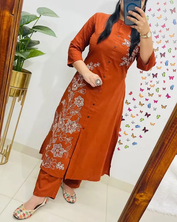 Orange_Cotton_Embroidered_Straight_Kurta_Pant_Set_For_Women