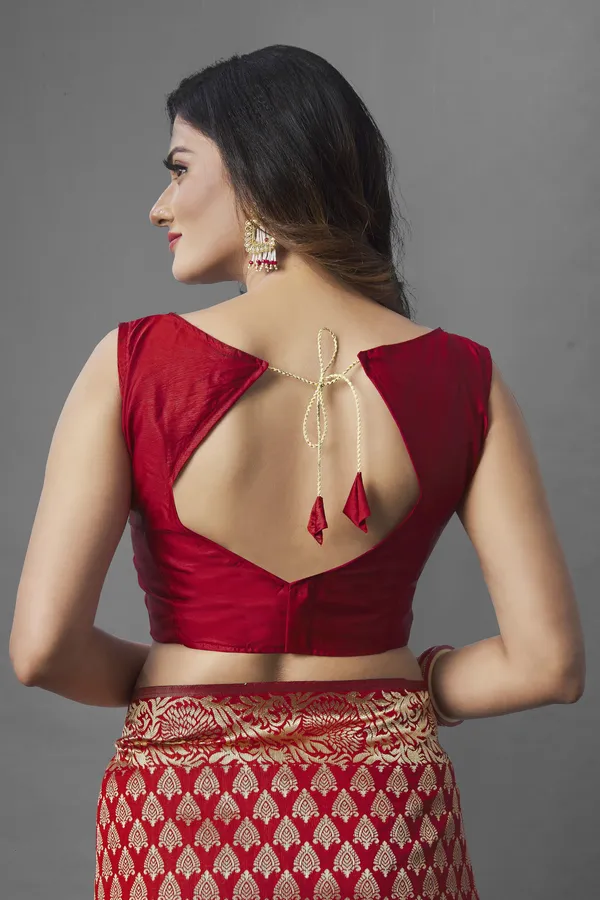 Marziyaa_Woven_Banarasi_Jacquard_Saree_(Red)