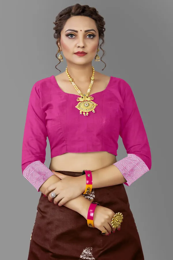 Marziyaa_Paisley_Banarasi_Jacquard_Saree_(Brown)