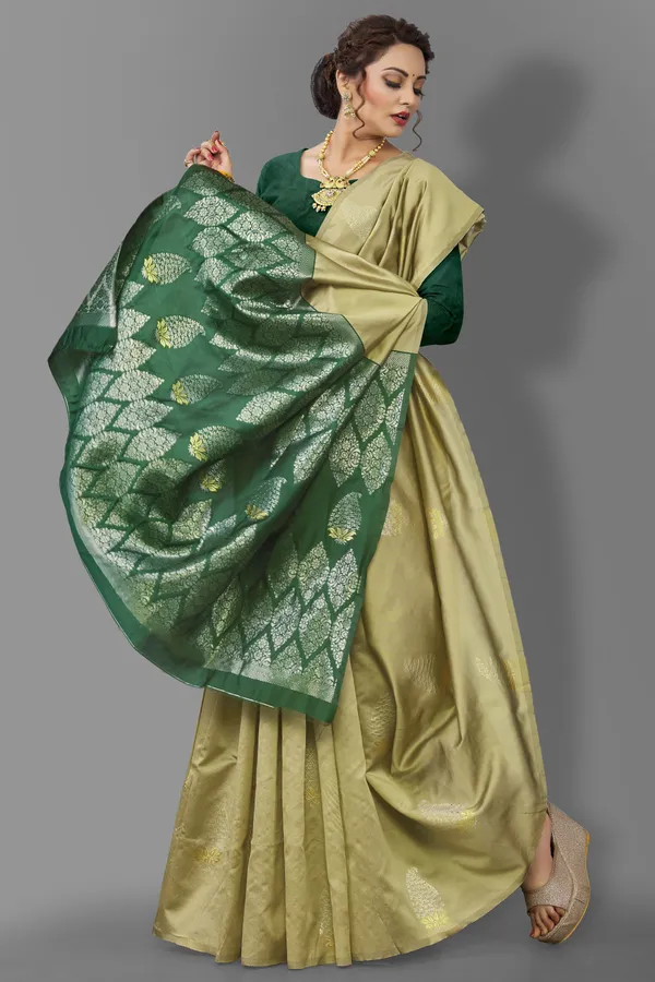 Marziyaa_Paisley_Banarasi_Jacquard_Saree_(Green_Beige)