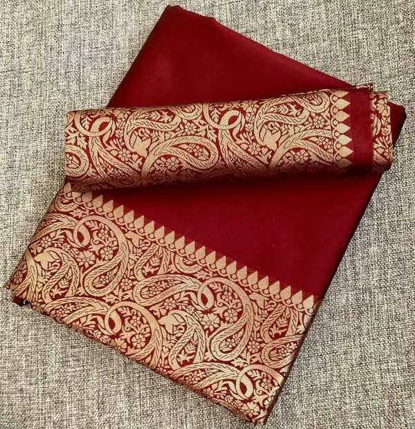 Marziyaa_Embellished_Woven_Polka_Print_Dharmavaram_Jacquard_Saree_(Maroon)