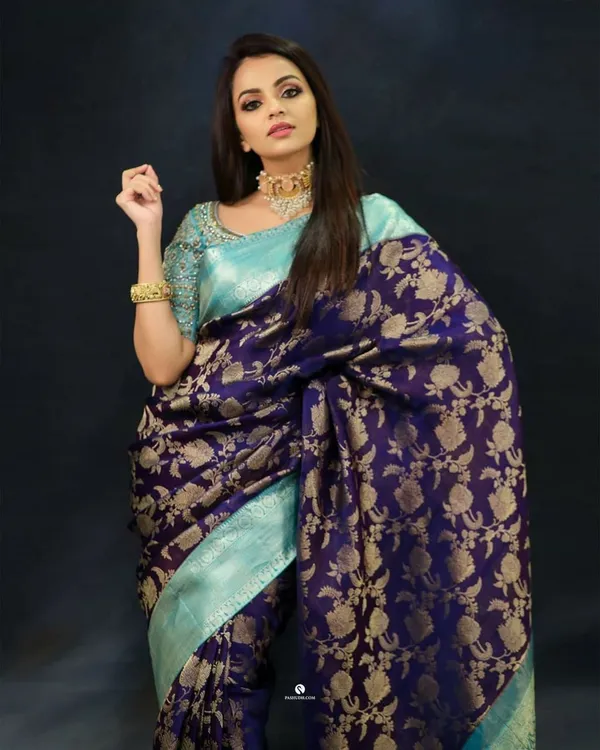 Marziyaa_Self_Design_Banarasi_Jacquard_Saree_(Dark_Blue)