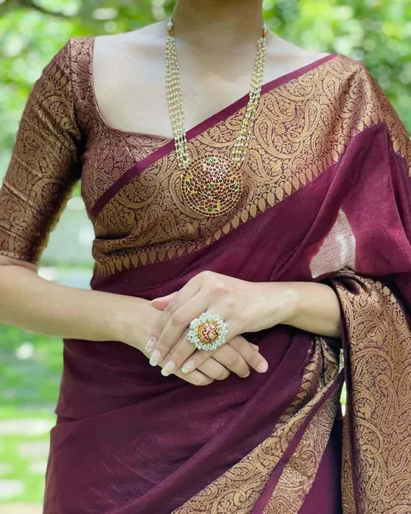 Marziyaa_Self_Design_Banarasi_Jacquard_Saree_(Maroon)