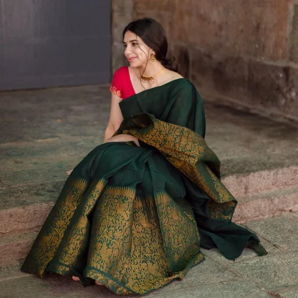 Marziyaa_Self_Design_Banarasi_Jacquard_Saree_(Green)