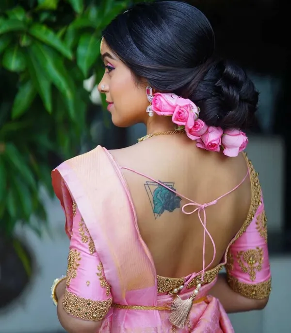Marziyaa_Paisley_Banarasi_Jacquard_Saree_(Pink)
