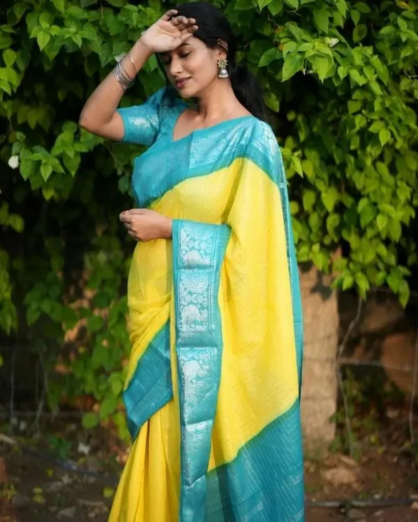 Marziyaa_Paisley_Banarasi_Jacquard_Saree_(Yellow)