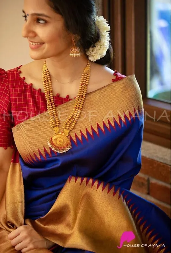 Marziyaa_Paisley_Banarasi_Jacquard_Saree_(Light_Blue)