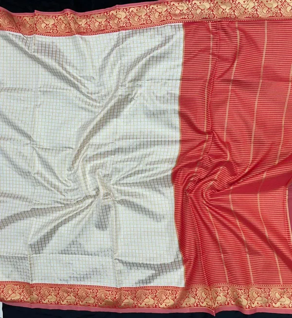 Marziyaa_Paisley_Banarasi_Jacquard_Saree_(White)