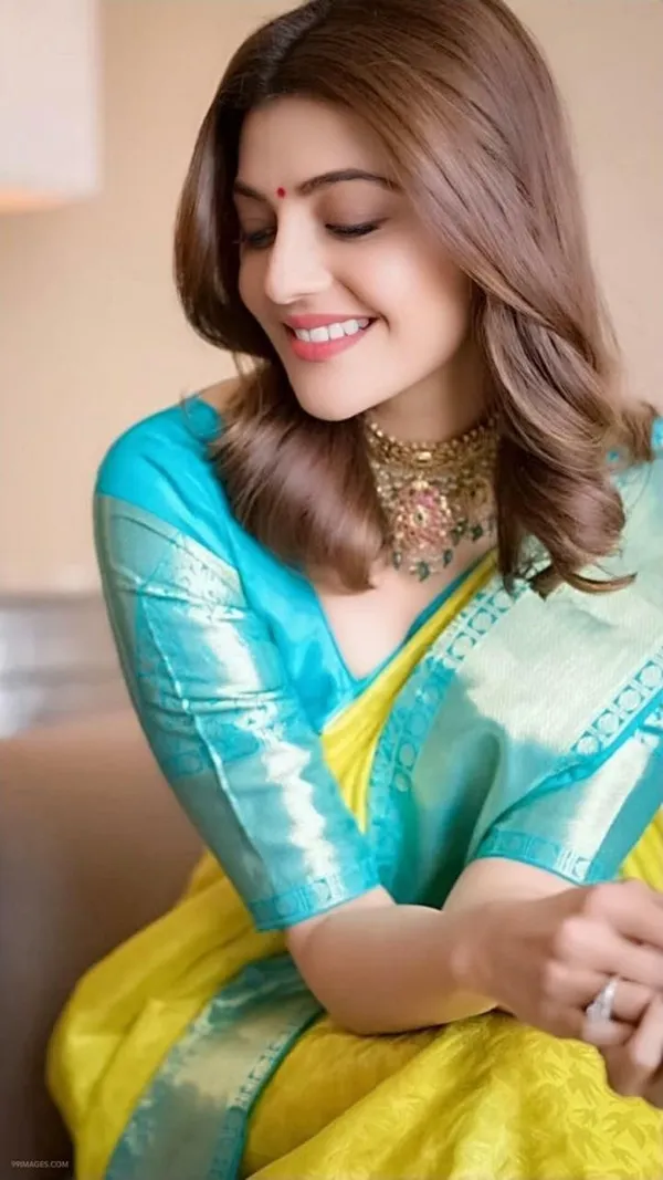 Marziyaa_Paisley_Banarasi_Jacquard_Saree_(Yellow)