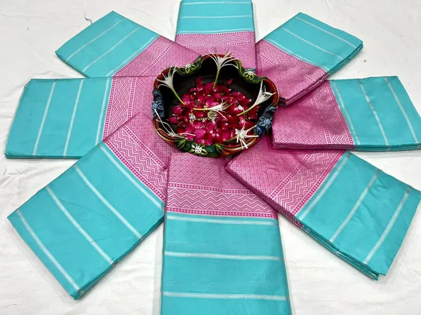 Marziyaa_Polka_Print_Banarasi_Jacquard_Saree_(Light_Blue)