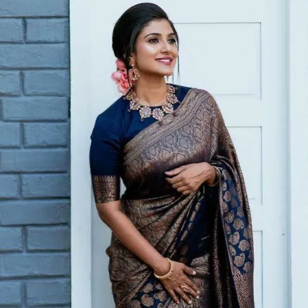 Marziyaa_Polka_Print_Banarasi_Jacquard_Saree_(Blue)