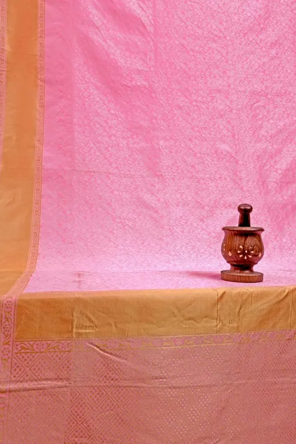 Marziyaa_Polka_Print_Banarasi_Jacquard_Saree_(Pink)