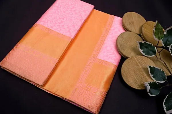 Marziyaa_Polka_Print_Banarasi_Jacquard_Saree_(Pink)