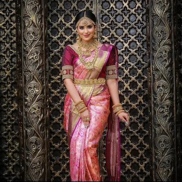 Marziyaa_Polka_Print_Banarasi_Jacquard_Saree_(Pink)