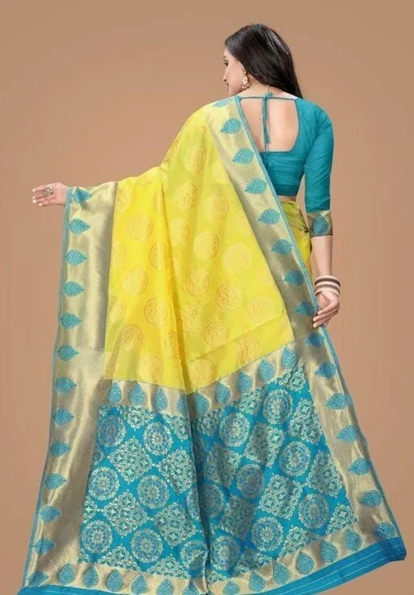 Marziyaa_Polka_Print_Banarasi_Jacquard_Saree_(Yellow)