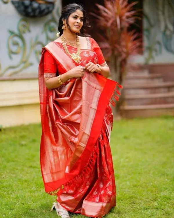Marziyaa_Printed_Banarasi_Jacquard_Saree_(Red)