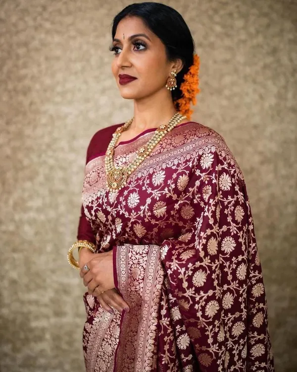 Marziyaa_Printed_Banarasi_Jacquard_Saree_(Maroon)