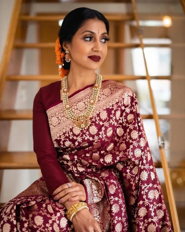 Marziyaa_Printed_Banarasi_Jacquard_Saree_(Maroon)