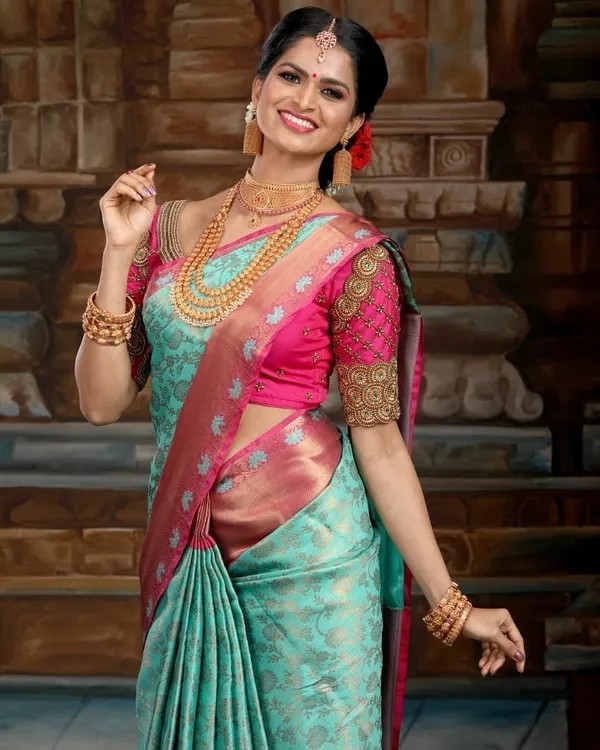 Marziyaa_Printed_Banarasi_Jacquard_Saree_(Light_Blue)